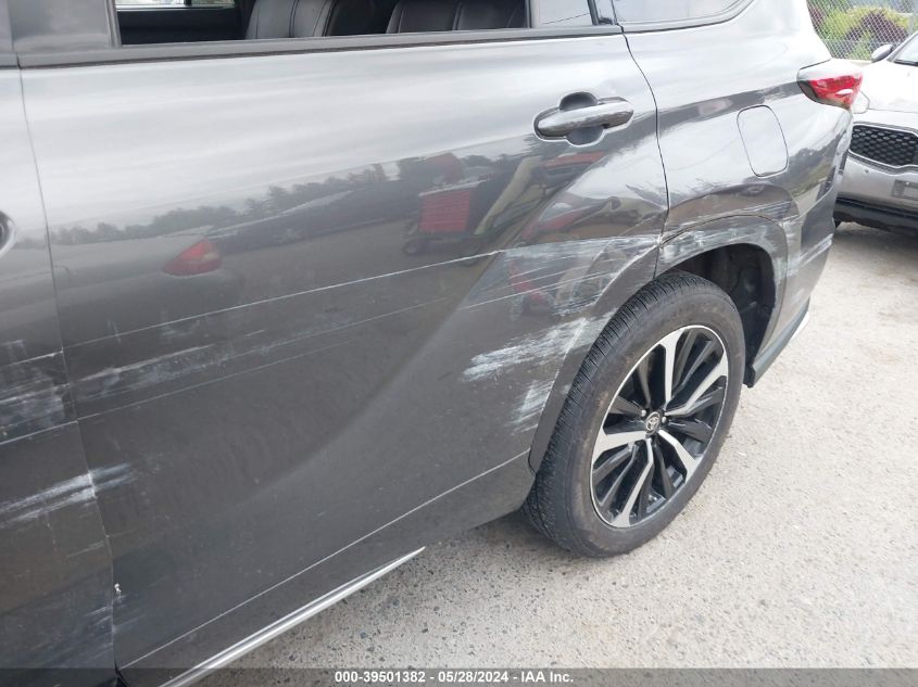 2022 TOYOTA HIGHLANDER XSE - 5TDLZRBHXNS241711