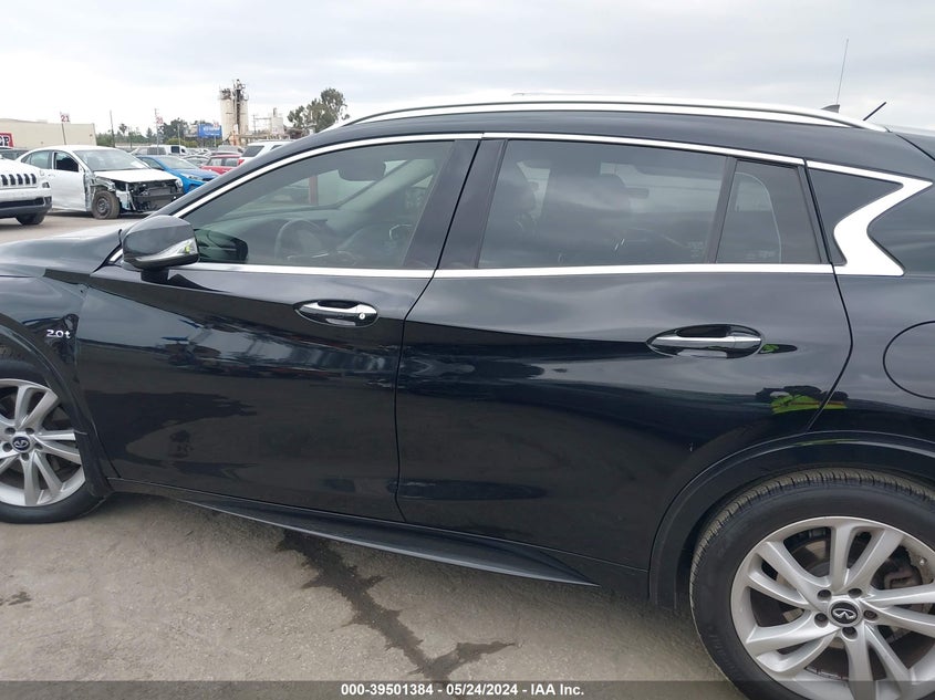 2018 INFINITI QX30 LUXE - SJKCH5CP4JA005058