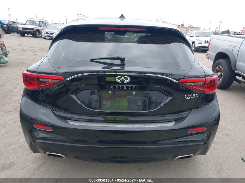 2018 INFINITI QX30 LUXE - SJKCH5CP4JA005058