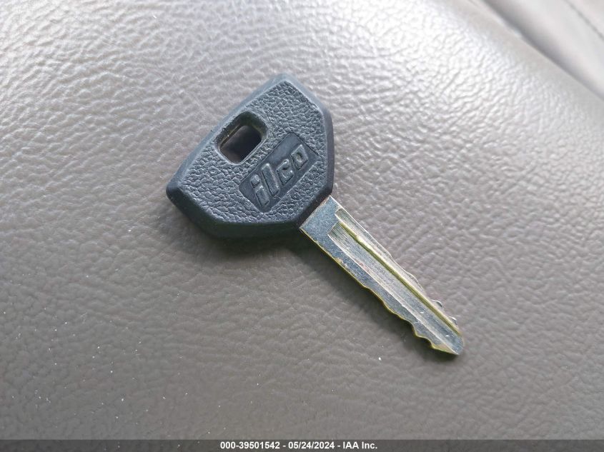 1993 Jeep Grand Cherokee Limited VIN: 1J4GZ78Y3PC647969 Lot: 39501542