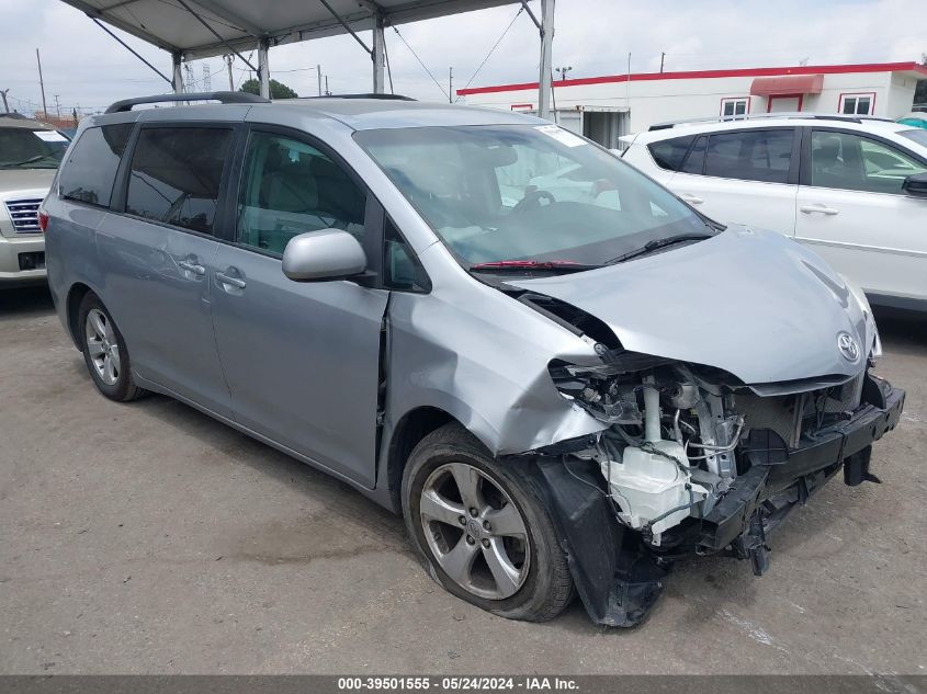 2016 Toyota Sienna Le 8 Passenger VIN: 5TDKK3DC0GS703341 Lot: 39501555