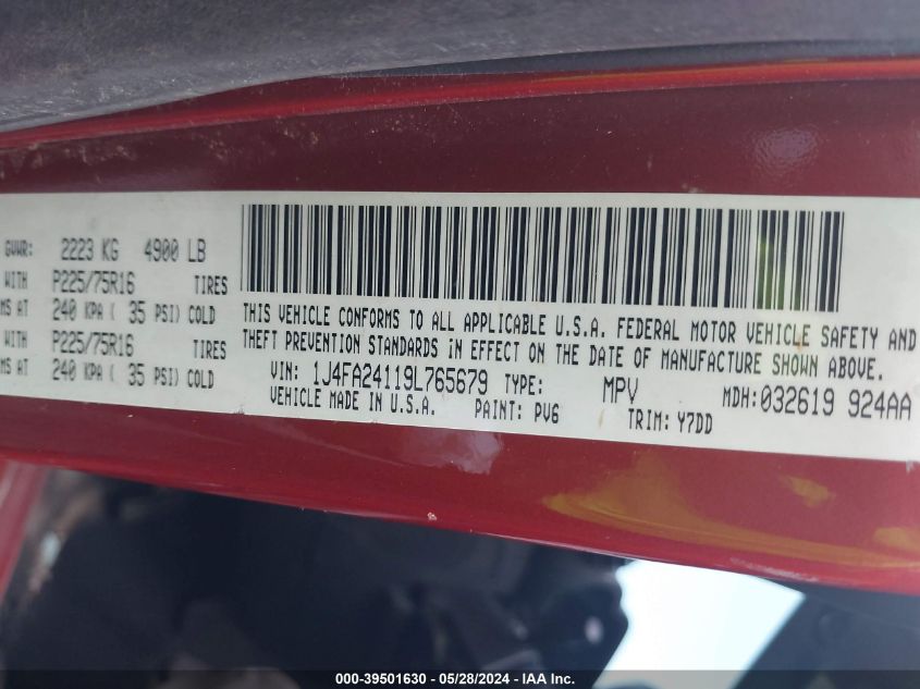 2009 Jeep Wrangler X VIN: 1J4FA24119L765679 Lot: 39501630