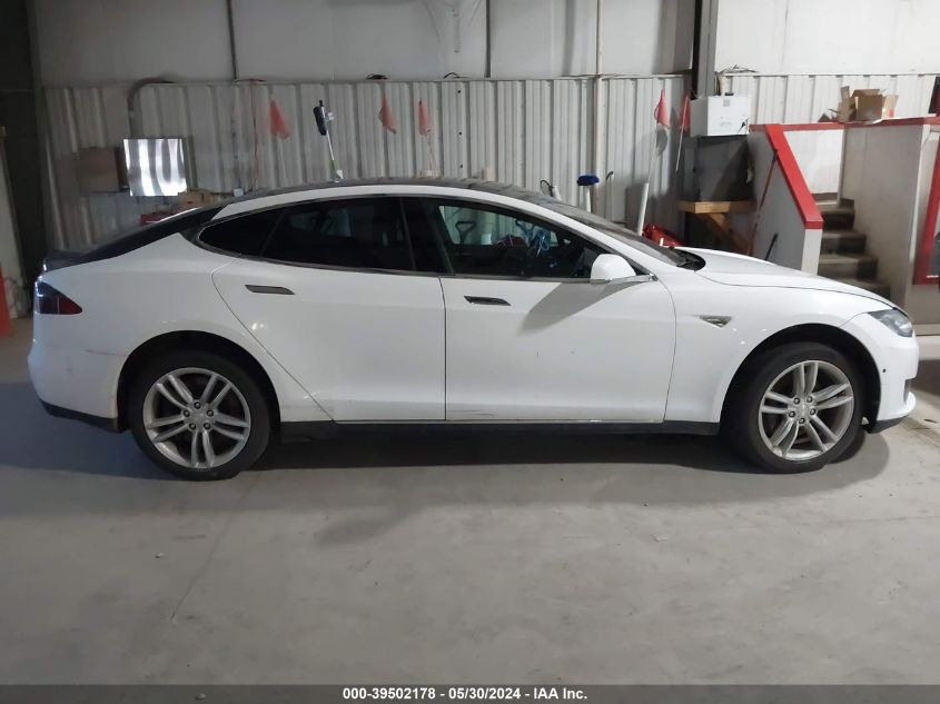 2015 Tesla Model S 70D/85D/P85D VIN: 5YJSA1E2XFF102616 Lot: 39502178