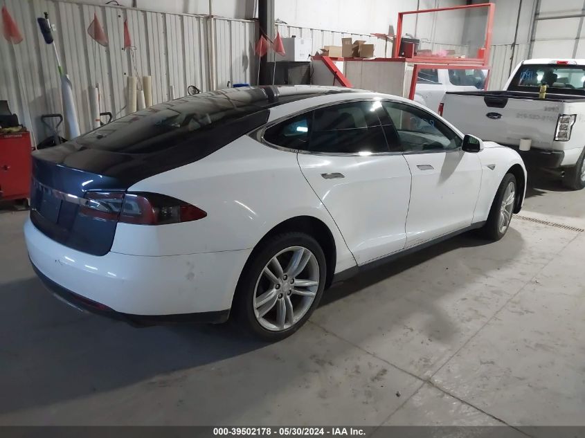 2015 Tesla Model S 70D/85D/P85D VIN: 5YJSA1E2XFF102616 Lot: 39502178