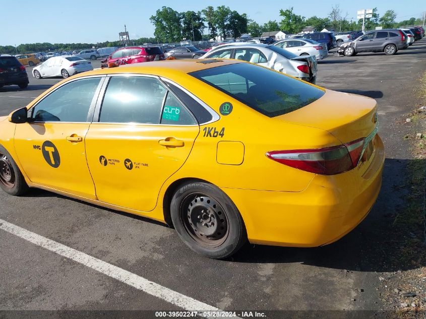 4T1BD1FK8FU175749 2015 Toyota Camry Hybrid Le