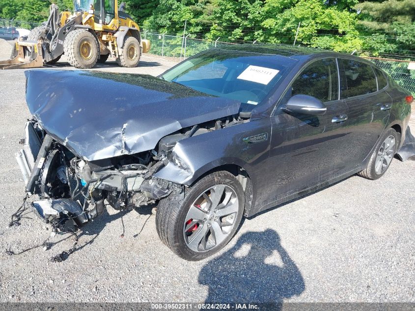 5XXGW4L23JG218872 2018 KIA OPTIMA - Image 2