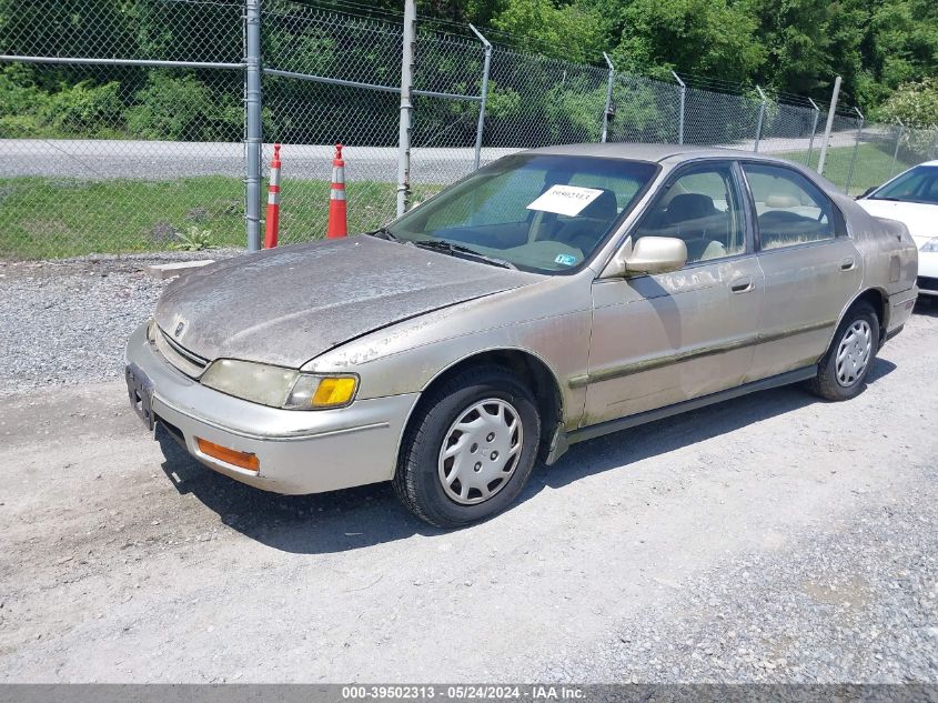 1994 Honda Accord Lx/Ex VIN: 1HGCD5636RA175832 Lot: 39502313