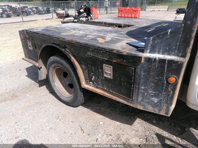 2018 Chevrolet Silverado 3500Hd Wt VIN: 1GC4KYCY0JF257668 Lot: 39502367