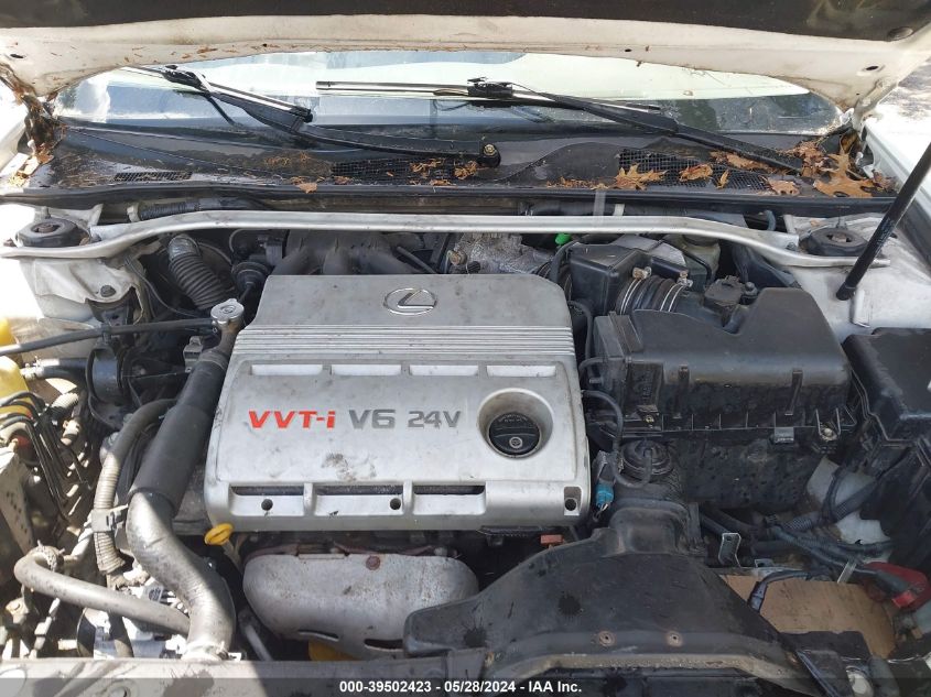 2002 Lexus Es 300 Base (A4) VIN: JTHBF30GX20057118 Lot: 39502423