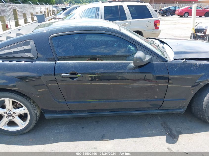 2008 Ford Mustang V6 Deluxe/V6 Premium VIN: 1ZVHT80N885141320 Lot: 39502466