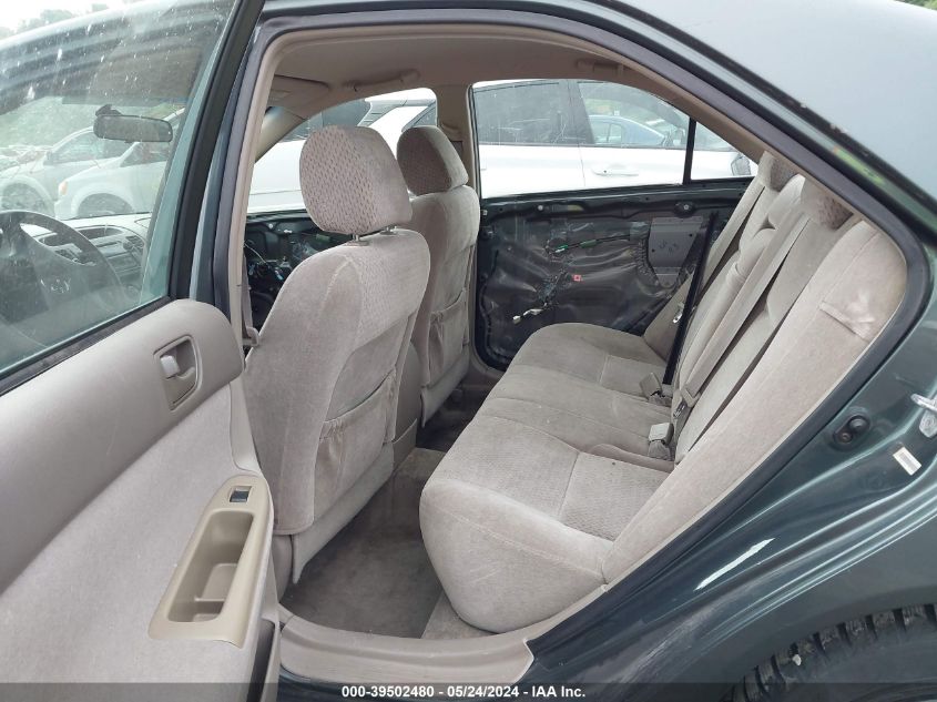 2004 Toyota Camry Le VIN: 4T1BE32K94U263902 Lot: 39502480