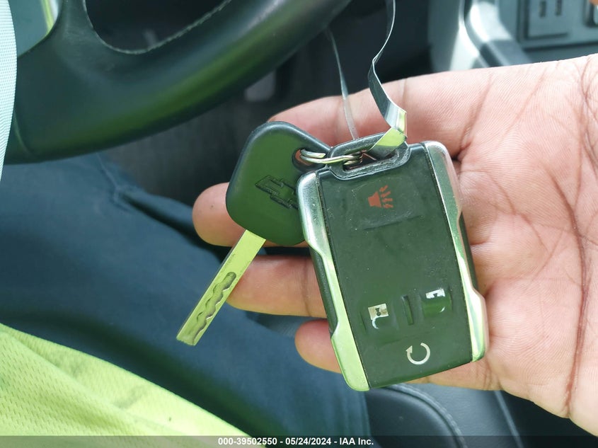 2017 Chevrolet Silverado 1500 2Lz VIN: 3GCUKSECXHG353864 Lot: 39502550