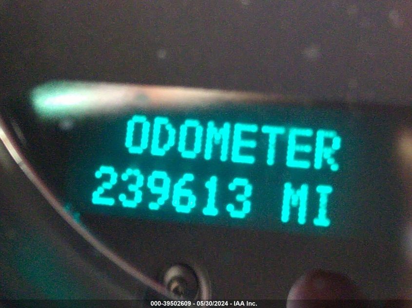 2011 Chevrolet Tahoe Ltz VIN: 1GNSCCE09BR139821 Lot: 39502609