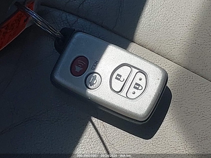 2010 Toyota Camry Hybrid VIN: 4T1BB3EK1AU122810 Lot: 39503051