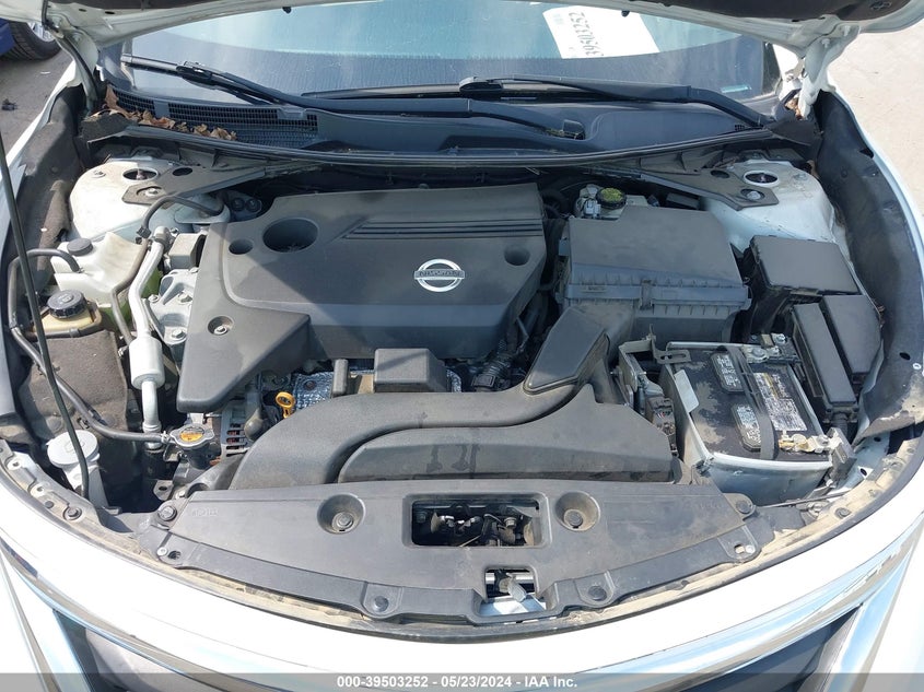 2015 Nissan Altima 2.5 S VIN: 1N4AL3AP0FN360637 Lot: 39503252