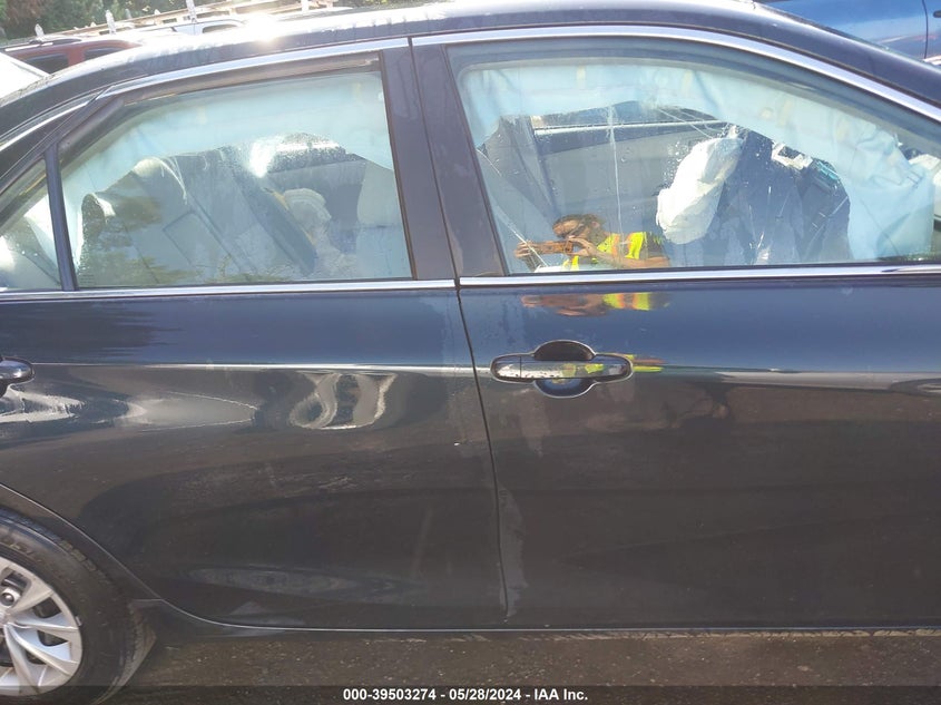 2016 Toyota Camry Le VIN: 4T4BF1FK0GR535548 Lot: 39503274