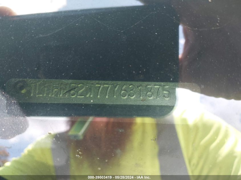 2007 Lincoln Town Car Signature Limited VIN: 1LNHM82W77Y631875 Lot: 39503419