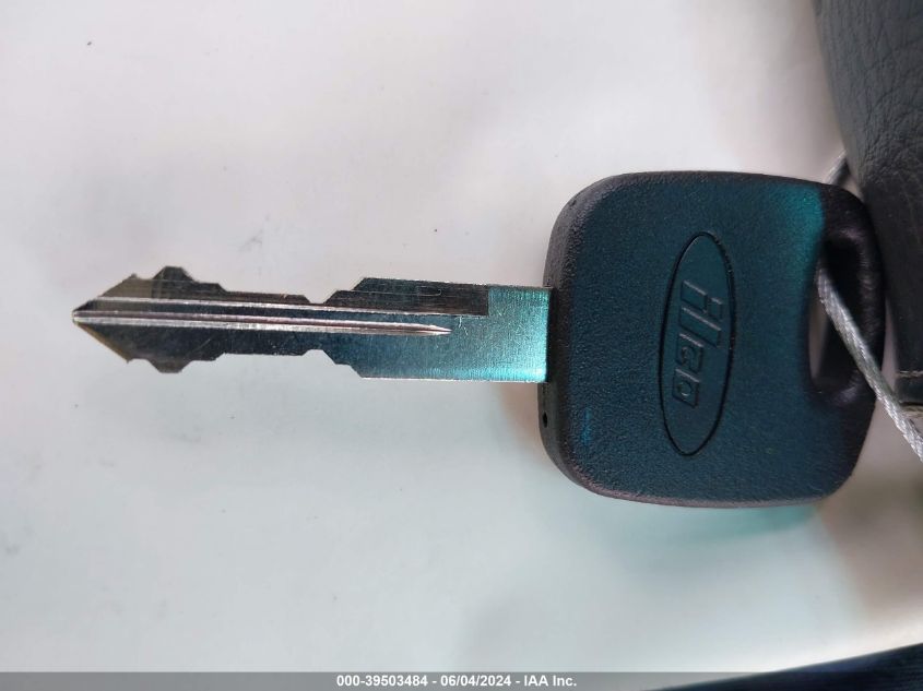 2002 Ford Expedition Xlt VIN: 1FMRU15W42LA19162 Lot: 39503484