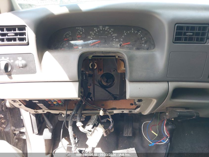 1999 Ford F-250 Lariat/Xl/Xlt VIN: 1FTNX21S7XEC21704 Lot: 39503610