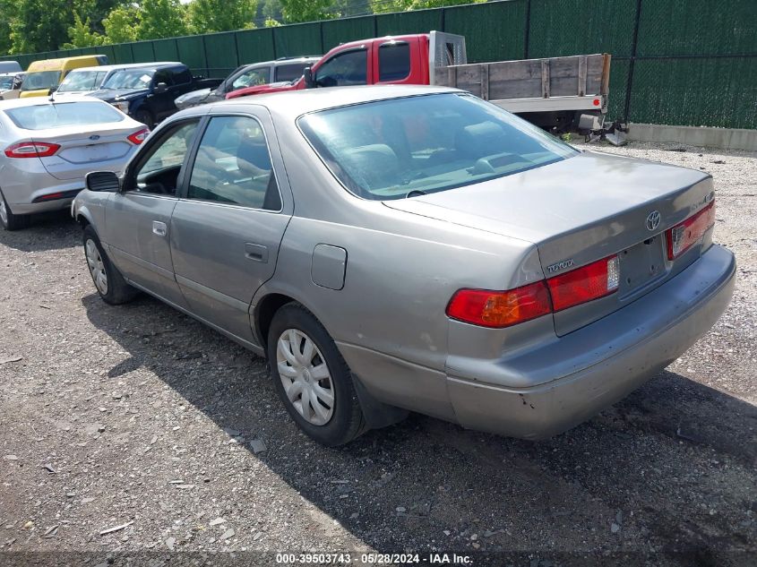 2000 Toyota Camry Le VIN: 4T1BG22K3YU683472 Lot: 39503743