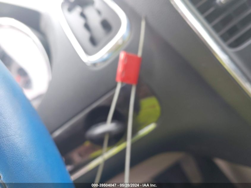 2011 Chrysler Town & Country Touring VIN: 2A4RR5DG4BR683633 Lot: 39504047