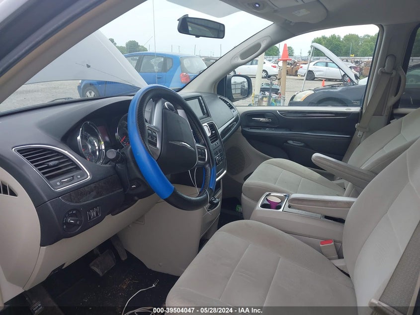 2A4RR5DG4BR683633 2011 CHRYSLER TOWN & COUNTRY photo no. 5