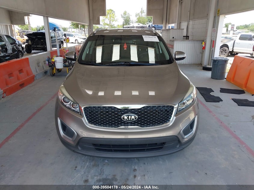 2017 Kia Sorento 2.4L Lx VIN: 5XYPG4A30HG241346 Lot: 39504178