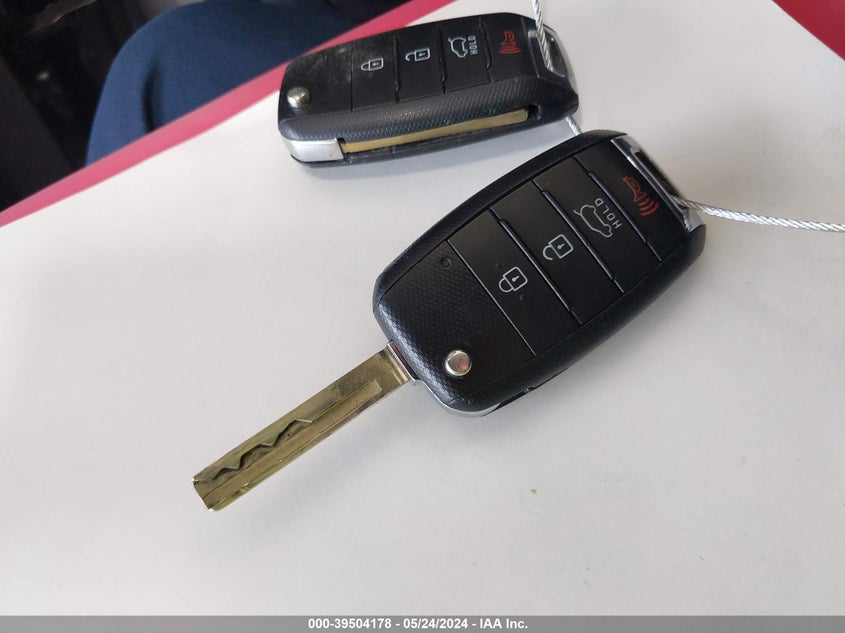 2017 Kia Sorento 2.4L Lx VIN: 5XYPG4A30HG241346 Lot: 39504178