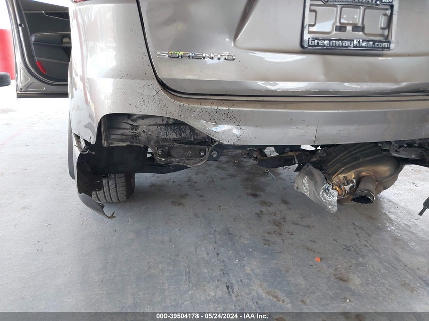 2017 Kia Sorento 2.4L Lx VIN: 5XYPG4A30HG241346 Lot: 39504178