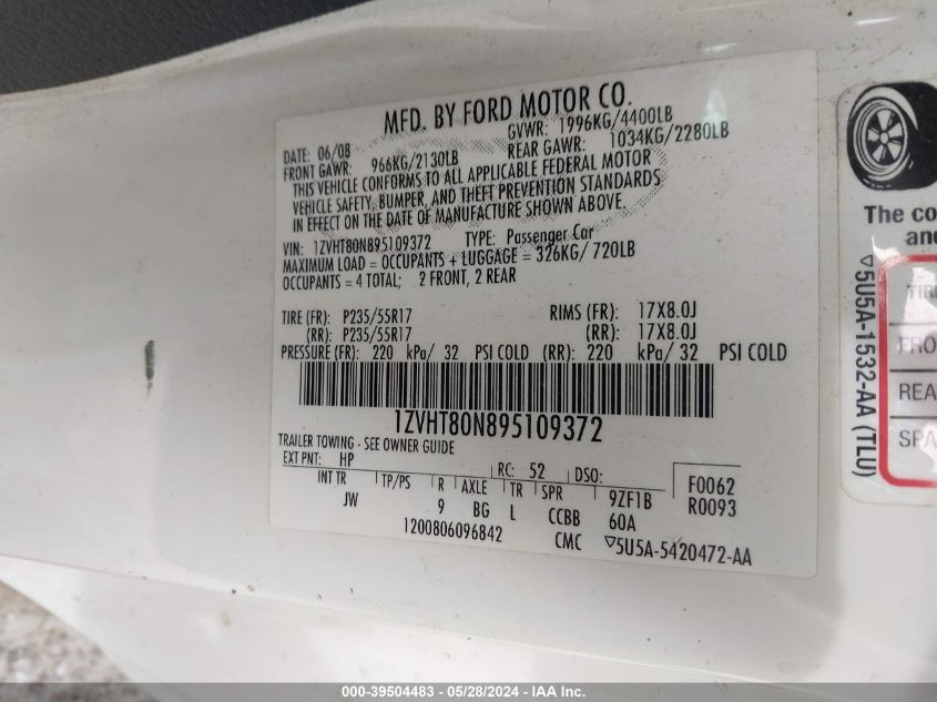 2009 Ford Mustang V6/V6 Premium VIN: 1ZVHT80N895109372 Lot: 39504483