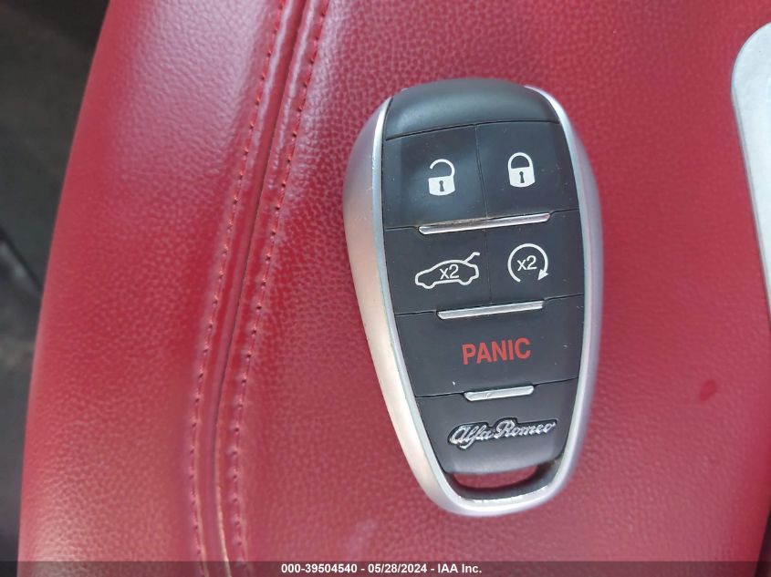2020 Alfa Romeo Stelvio Ti Sport Awd VIN: ZASPAKBN3L7C76126 Lot: 39504540
