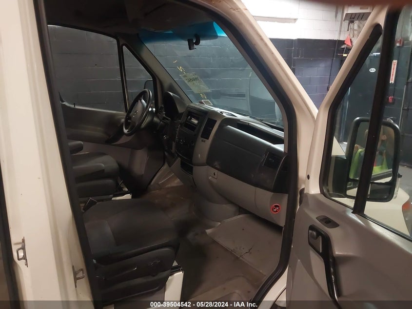 2011 Mercedes-Benz Sprinter 2500 Normal Roof VIN: WD3PE7CC4B5609493 Lot: 39504542