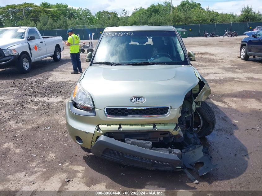 2010 Kia Soul + VIN: KNDJT2A29A7136966 Lot: 39504640