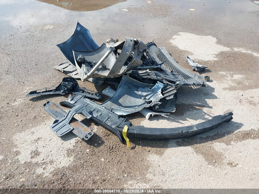 2017 Toyota Corolla Se VIN: 5YFBURHE0HP599369 Lot: 39504710