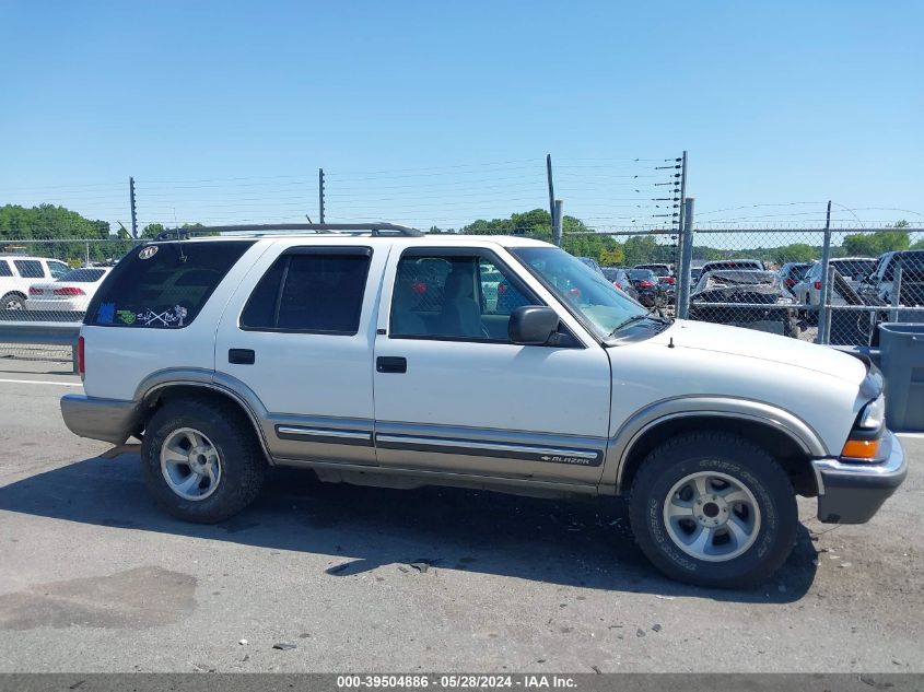 2000 Chevrolet Blazer Lt VIN: 1GNCS13W9Y2350313 Lot: 39504886