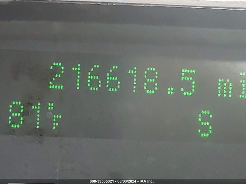 2010 Ford Expedition Xlt VIN: 1FMJU1F52AEA81309 Lot: 39505321