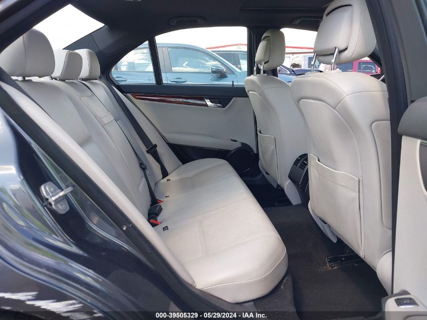 2010 Mercedes-Benz C 300 Luxury 4Matic/Sport 4Matic VIN: WDDGF8BB6AF431697 Lot: 39505329