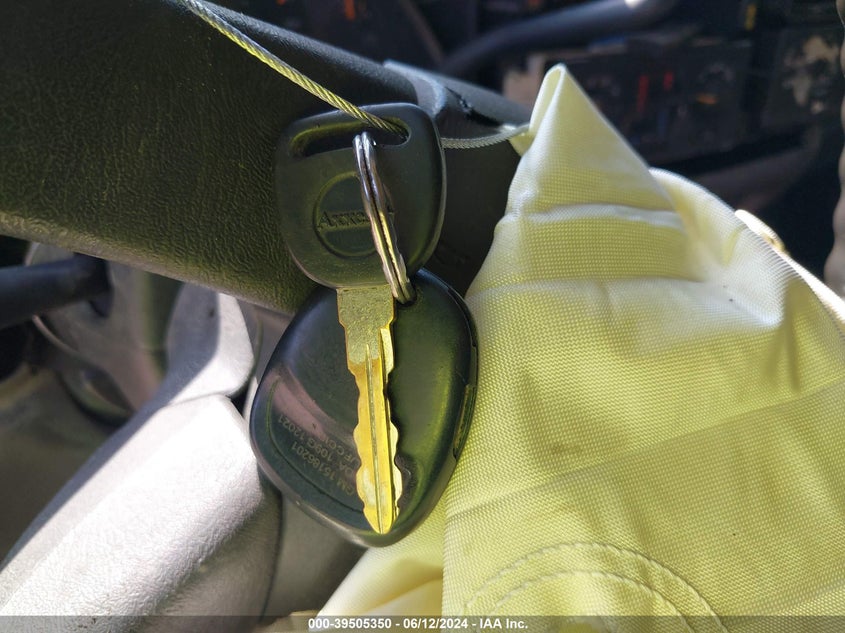 2003 Chevrolet Silverado 1500 Ls VIN: 2GCEC19V731148575 Lot: 39505350