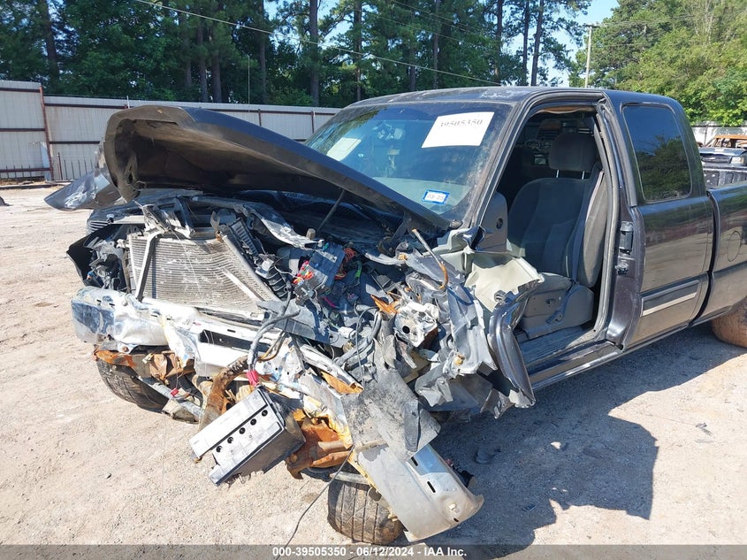 2003 Chevrolet Silverado 1500 Ls VIN: 2GCEC19V731148575 Lot: 39505350