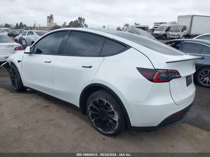 2022 Tesla Model Y Long Range Dual Motor All-Wheel Drive VIN: 7SAYGDEEXNF557536 Lot: 39505410