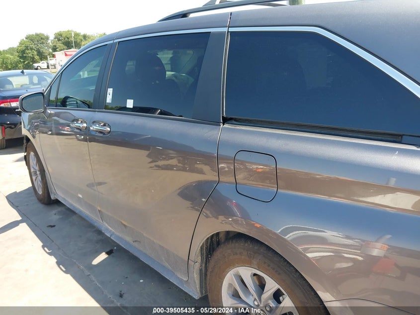 2024 Toyota Sienna Xle VIN: 5TDYRKECXRS201678 Lot: 39505435