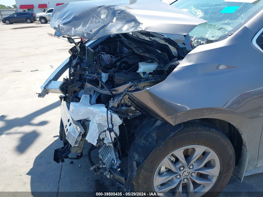 2024 Toyota Sienna Xle VIN: 5TDYRKECXRS201678 Lot: 39505435