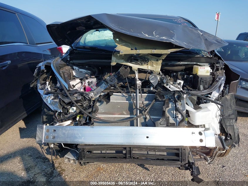 2024 Toyota Sienna Xle VIN: 5TDYRKECXRS201678 Lot: 39505435