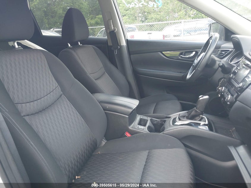 2017 Nissan Rogue Sv VIN: KNMAT2MV2HP615603 Lot: 39505615