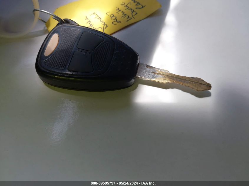 2007 Dodge Ram 1500 Slt/Trx4 Off Road/Sport VIN: 1D7HU18P37J613884 Lot: 39505797