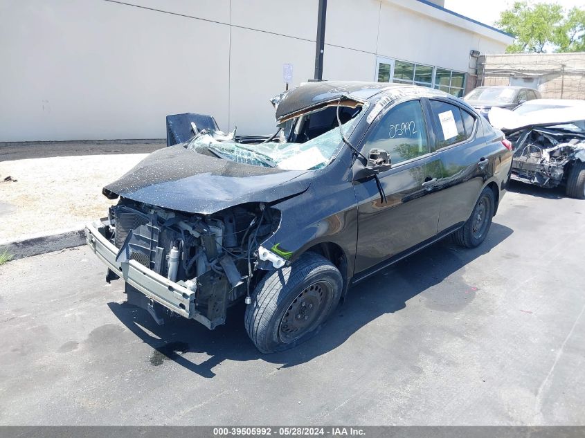 2014 Nissan Versa 1.6 S VIN: 3N1CN7AP1EL805313 Lot: 39505992