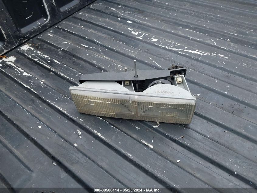 1992 Chevrolet Gmt-400 C1500 VIN: 1GCDC14K0NZ226438 Lot: 39506114