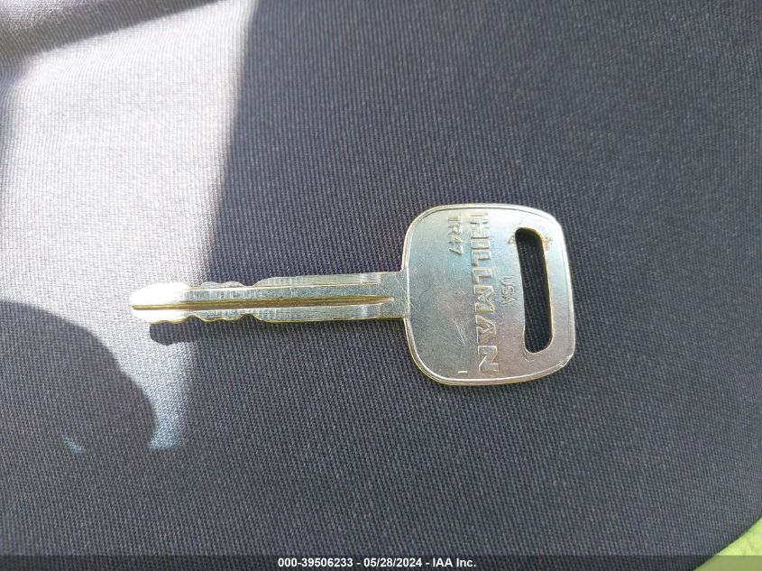 1999 Toyota Camry Le V6 VIN: JT2BF22K3X0177792 Lot: 39506233