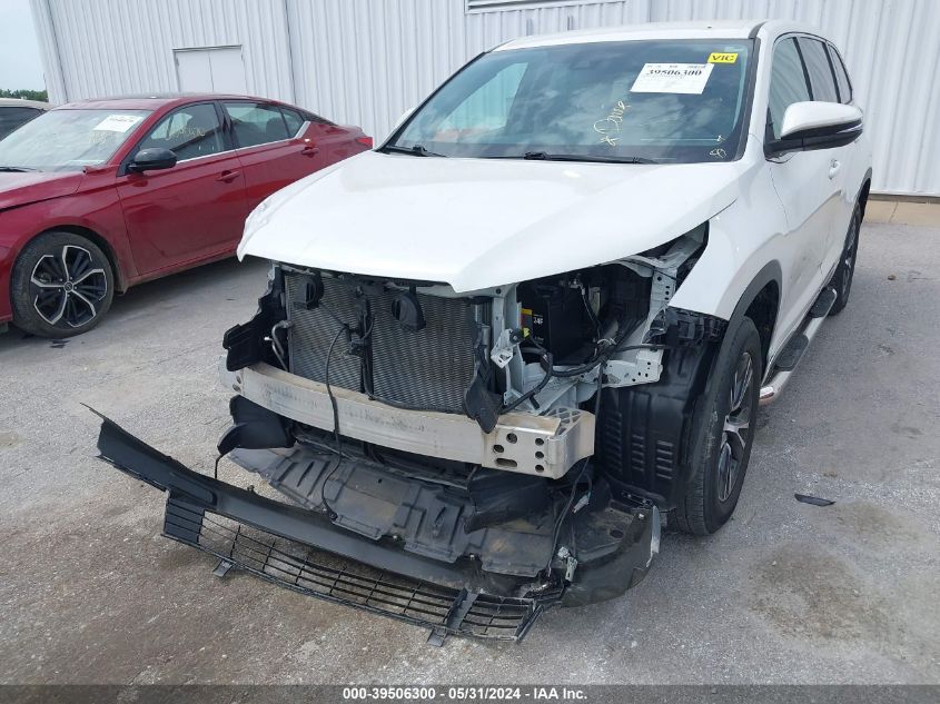 2018 Toyota Highlander Le VIN: 5TDZARFH6JS038191 Lot: 39506300