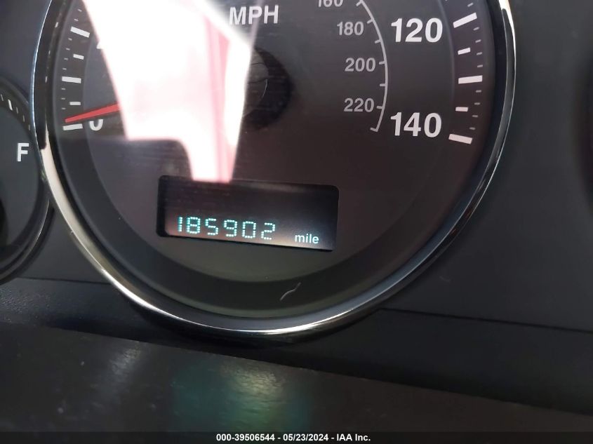 2007 Jeep Commander Overland VIN: 1J8HH68247C538027 Lot: 39506544